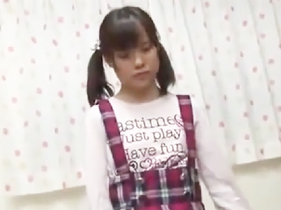 つるペタツインテロリ少女との中出しSEXが犯罪にしか見えないｗ