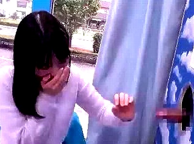 彼女なら彼氏のチンポがわかるはず！惜しくも外した彼女が即寝取られｗ